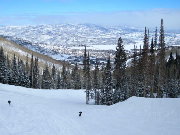 the canyons village ski rental delivery