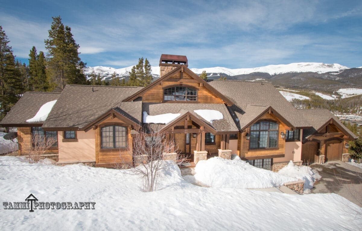 Jump-start Your Vacation with Summit Mountain Rentals Image
